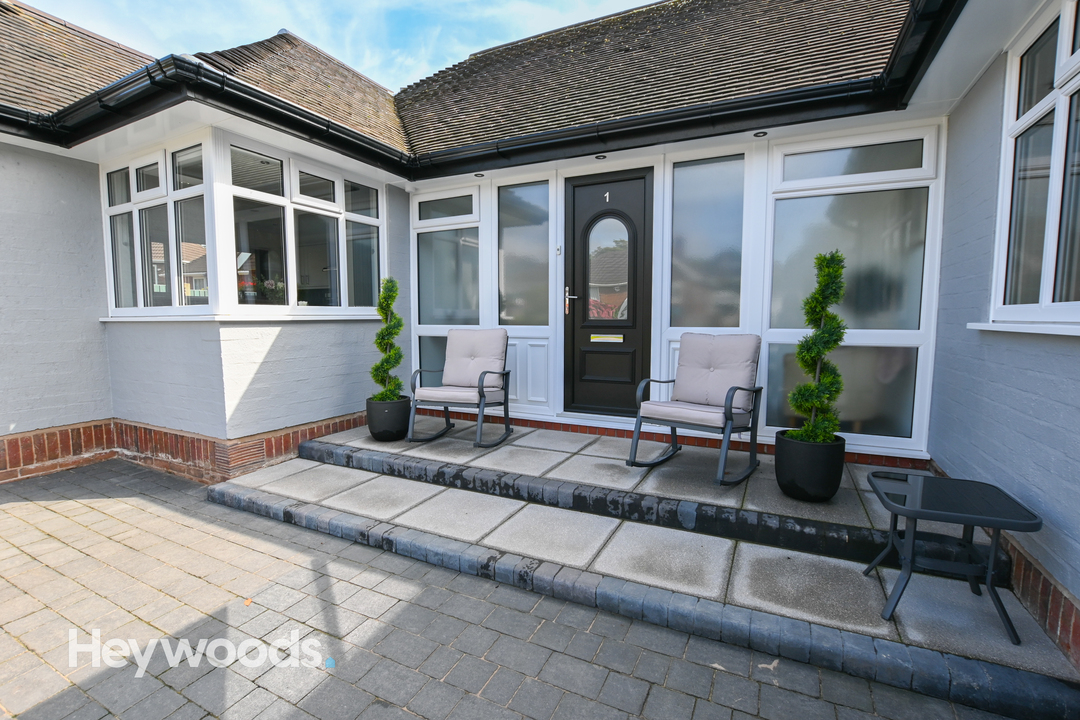 2 bed bungalow for sale in Clayton, Newcastle-under-Lyme  - Property Image 2