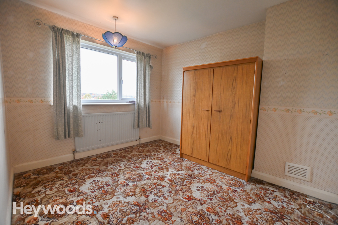 3 bed town house for sale in Knutton, Newcastle-under-Lyme  - Property Image 9