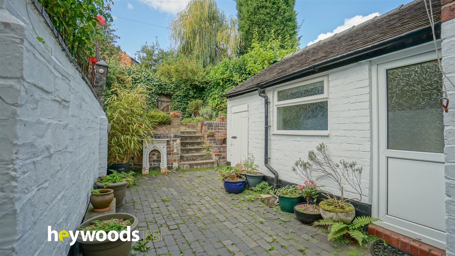 3 bed terraced house to rent in Well Street, Newcastle-under-Lyme  - Property Image 3