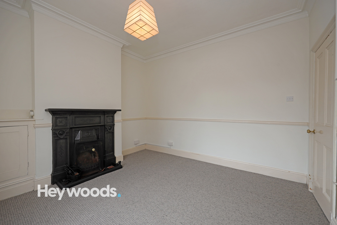 3 bed terraced house to rent in Well Street, Newcastle-under-Lyme  - Property Image 9
