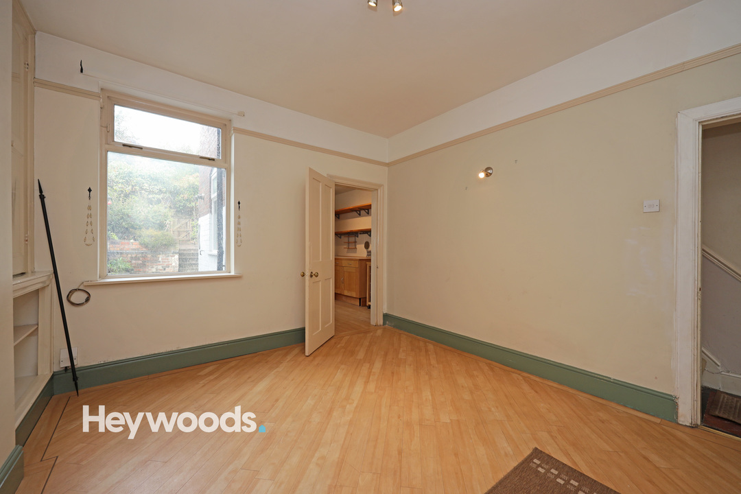 3 bed terraced house to rent in Well Street, Newcastle-under-Lyme  - Property Image 13