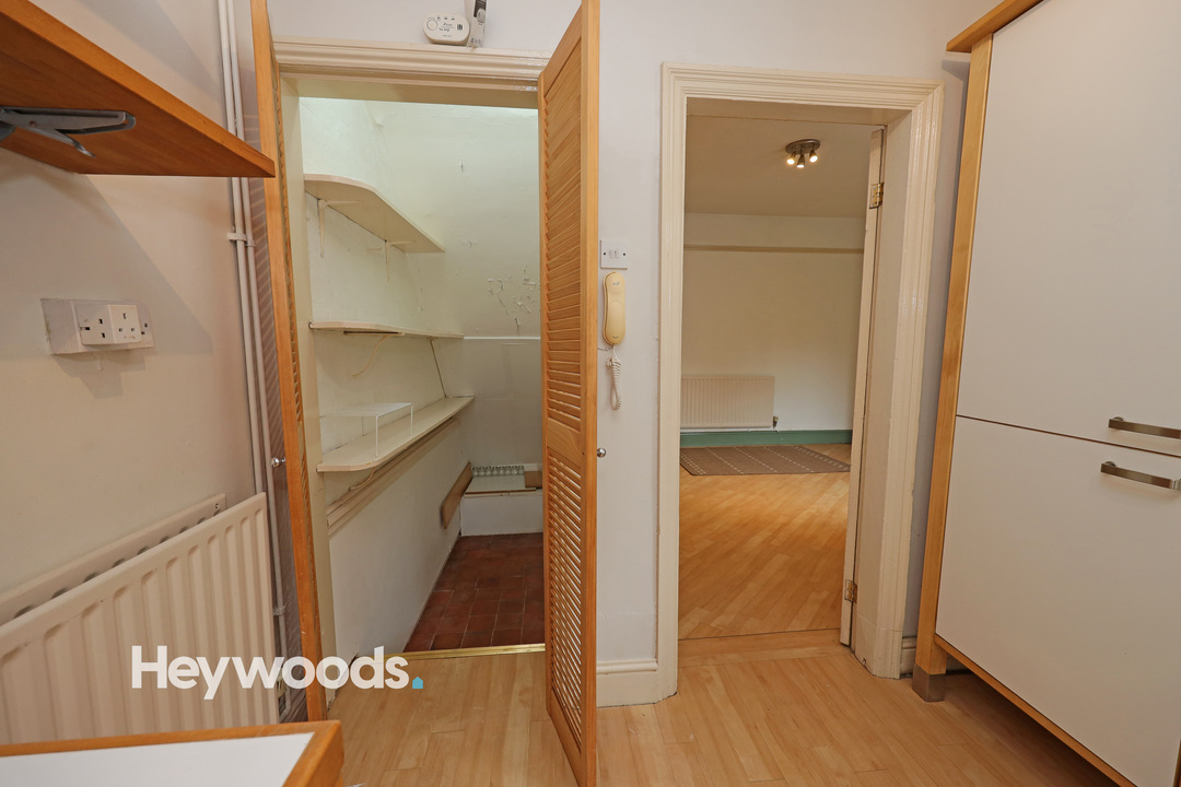 3 bed terraced house to rent in Well Street, Newcastle-under-Lyme  - Property Image 20