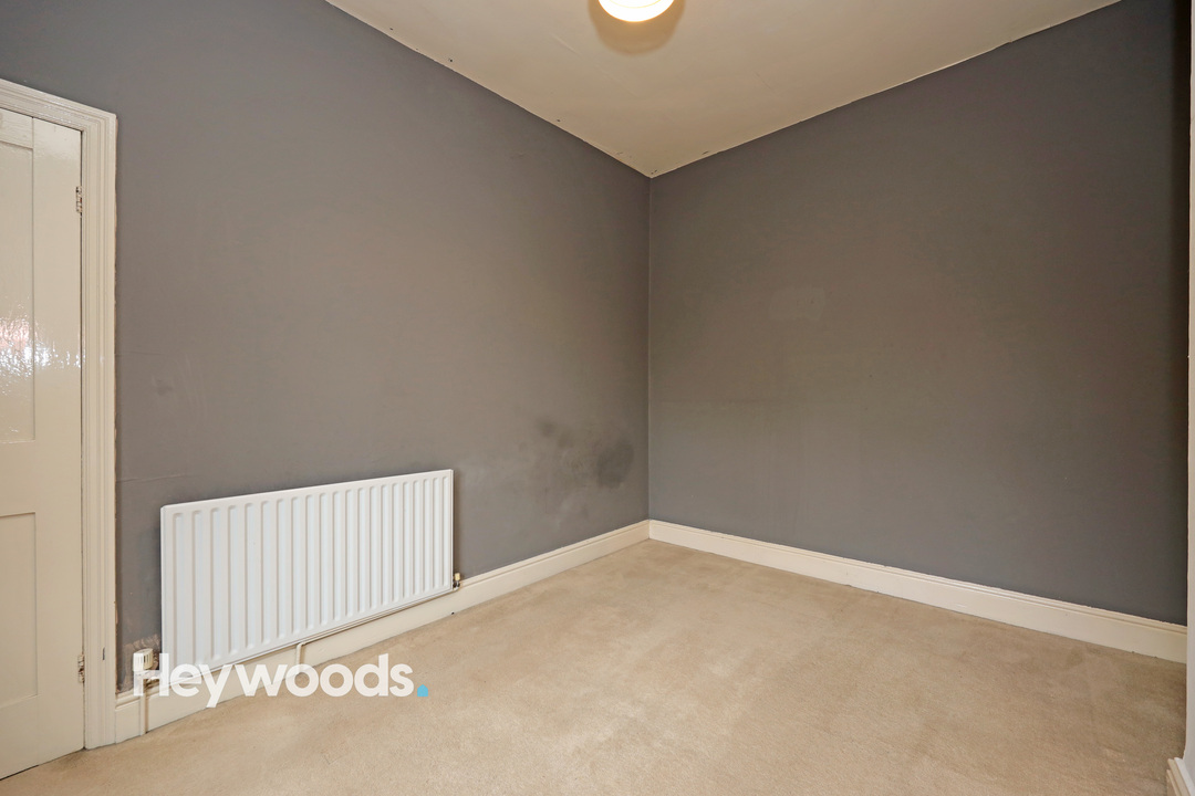 3 bed terraced house to rent in Well Street, Newcastle-under-Lyme  - Property Image 37