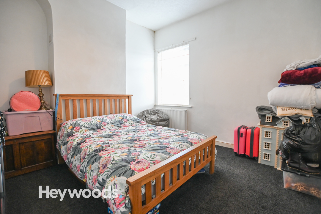 2 bed terraced house for sale in Oakhill, Stoke-on-Trent  - Property Image 3