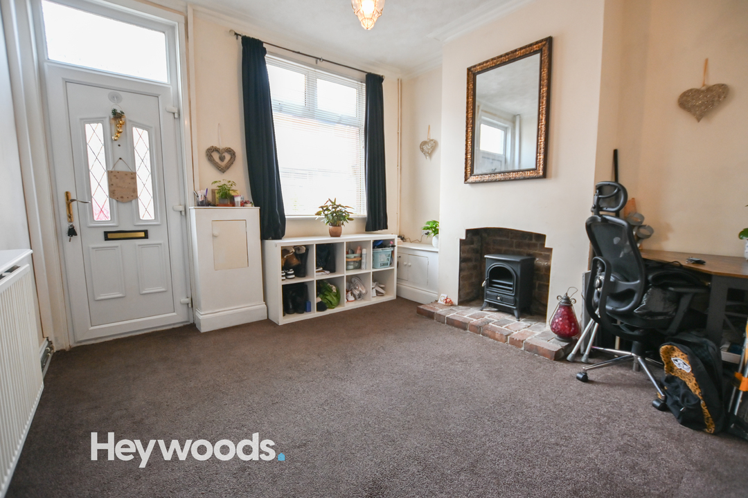 2 bed terraced house for sale in Oakhill, Stoke-on-Trent  - Property Image 4