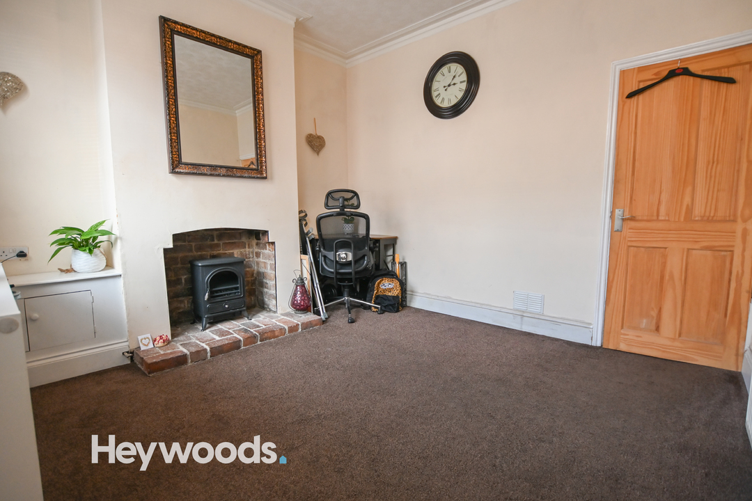 2 bed terraced house for sale in Oakhill, Stoke-on-Trent  - Property Image 5