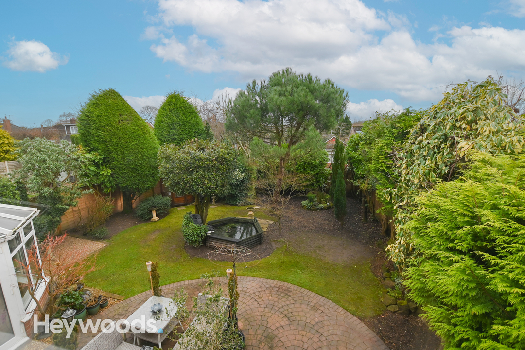 5 bed detached house for sale in Bluebell Drive, Newcastle under Lyme  - Property Image 32