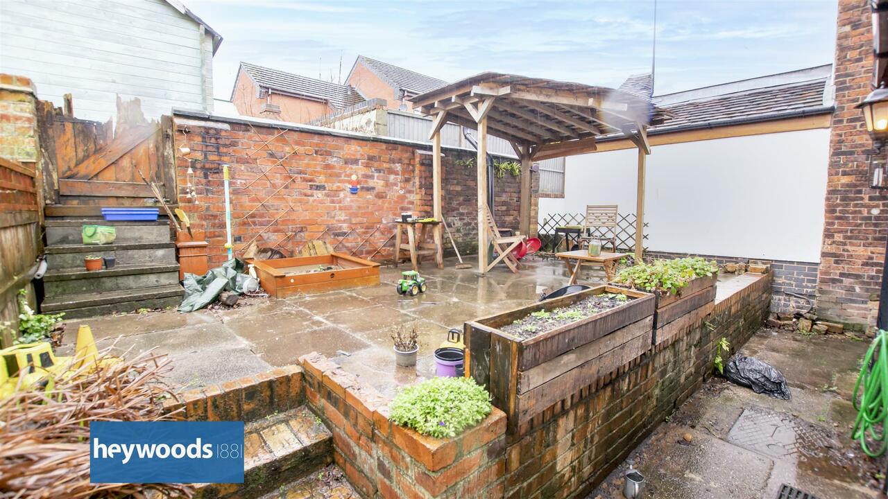 2 bed cottage for sale in Endon Road, Stoke-on-Trent  - Property Image 8