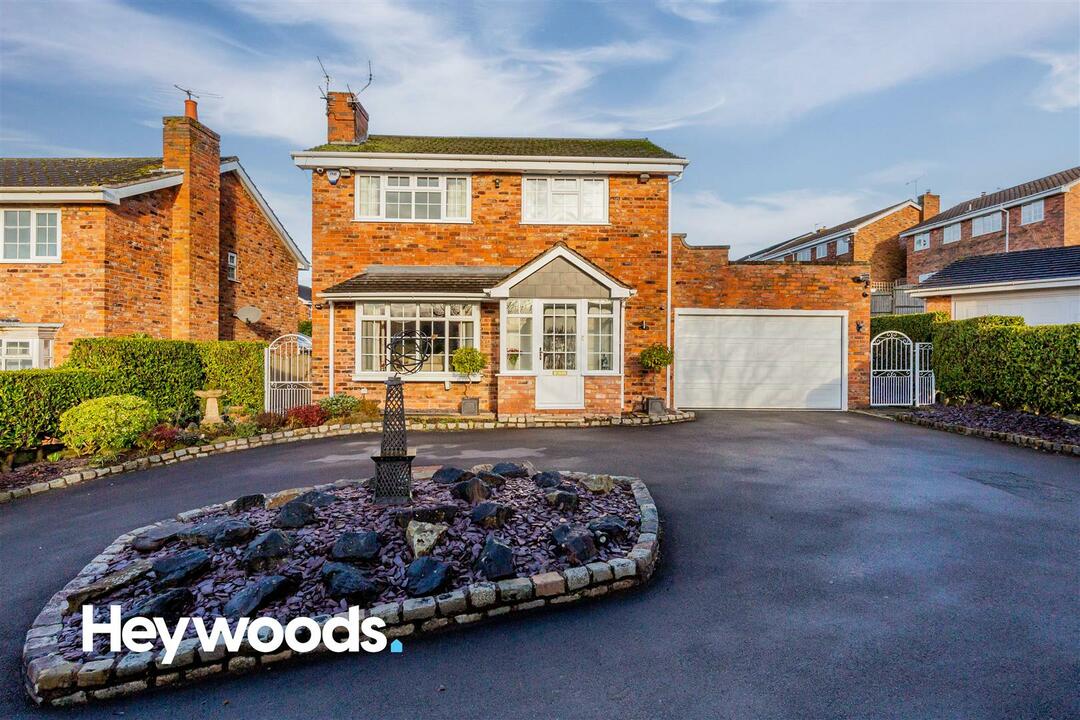 4 bed detached house for sale in Beechwood Close, Newcastle  - Property Image 1