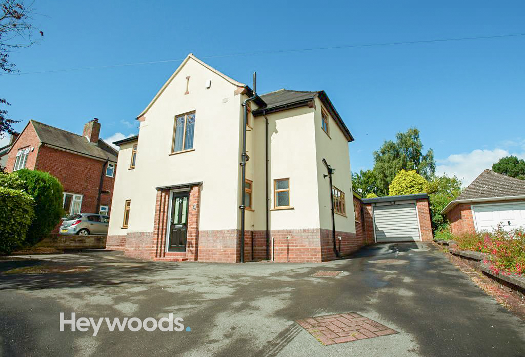 3 bed detached house for sale in Roe Lane, Newcastle - Property Image 1