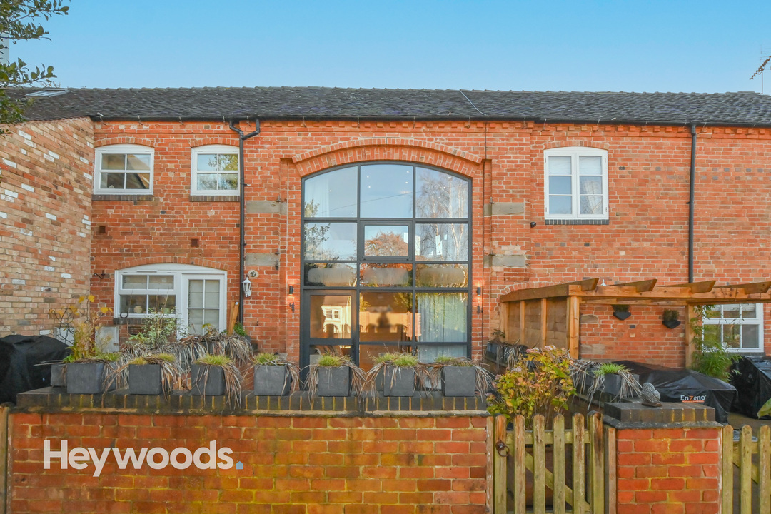 2 bed barn conversion to rent in Walton Bank, Stafford  - Property Image 34