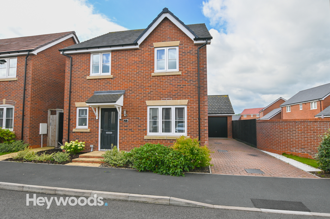4 bed detached house for sale in Baldwins Gate, Newcastle under Lyme - Property Image 1