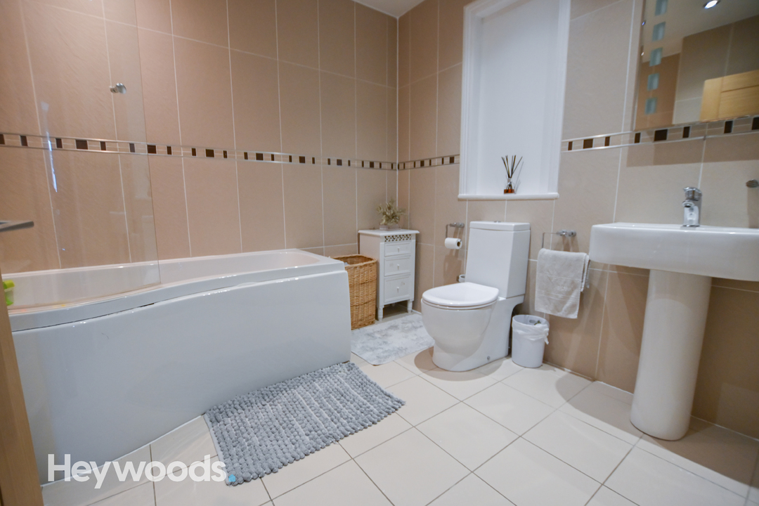 4 bed semi-detached house for sale in Westlands, Newcastle-under-Lyme  - Property Image 21