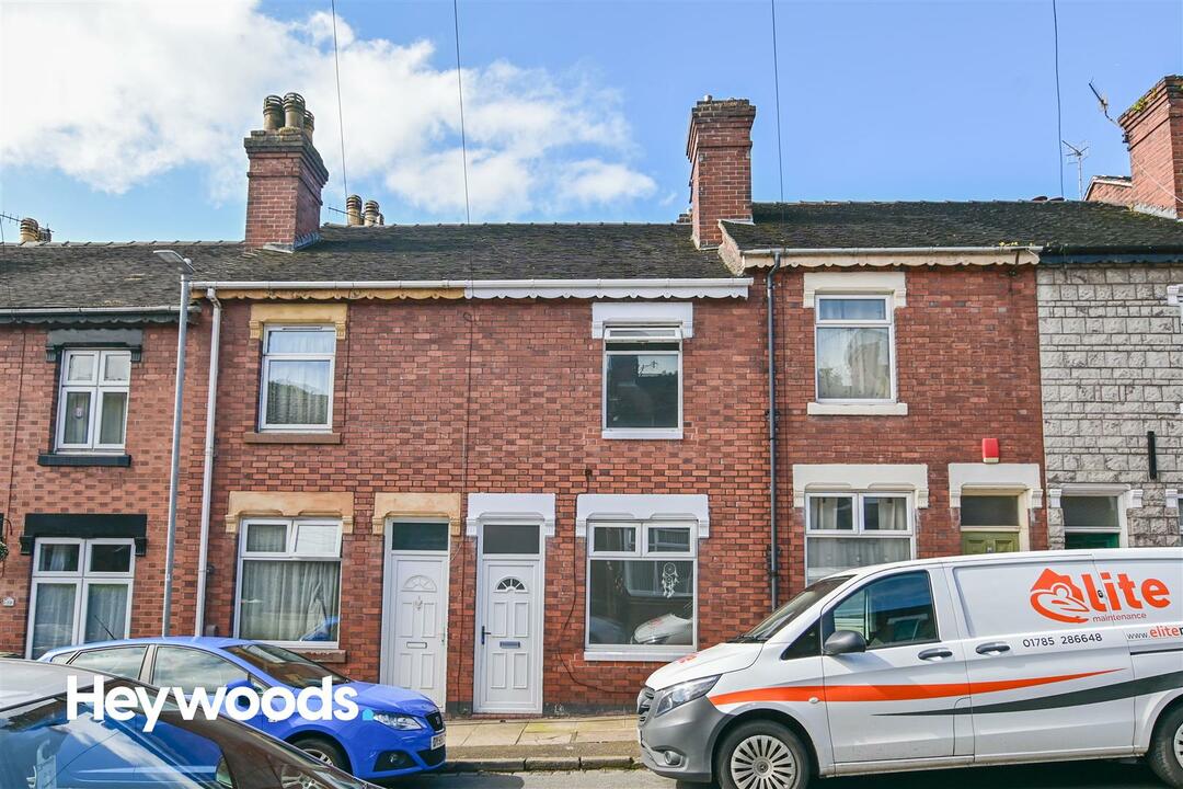 2 bed terraced house to rent in Penkville Street, Stoke-on-Trent - Property Image 1