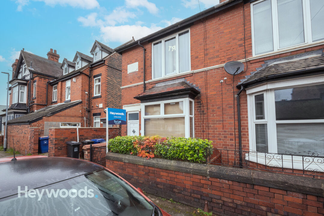 4 bed house of multiple occupation to rent in Albany Road, Newcastle-under-Lyme  - Property Image 14