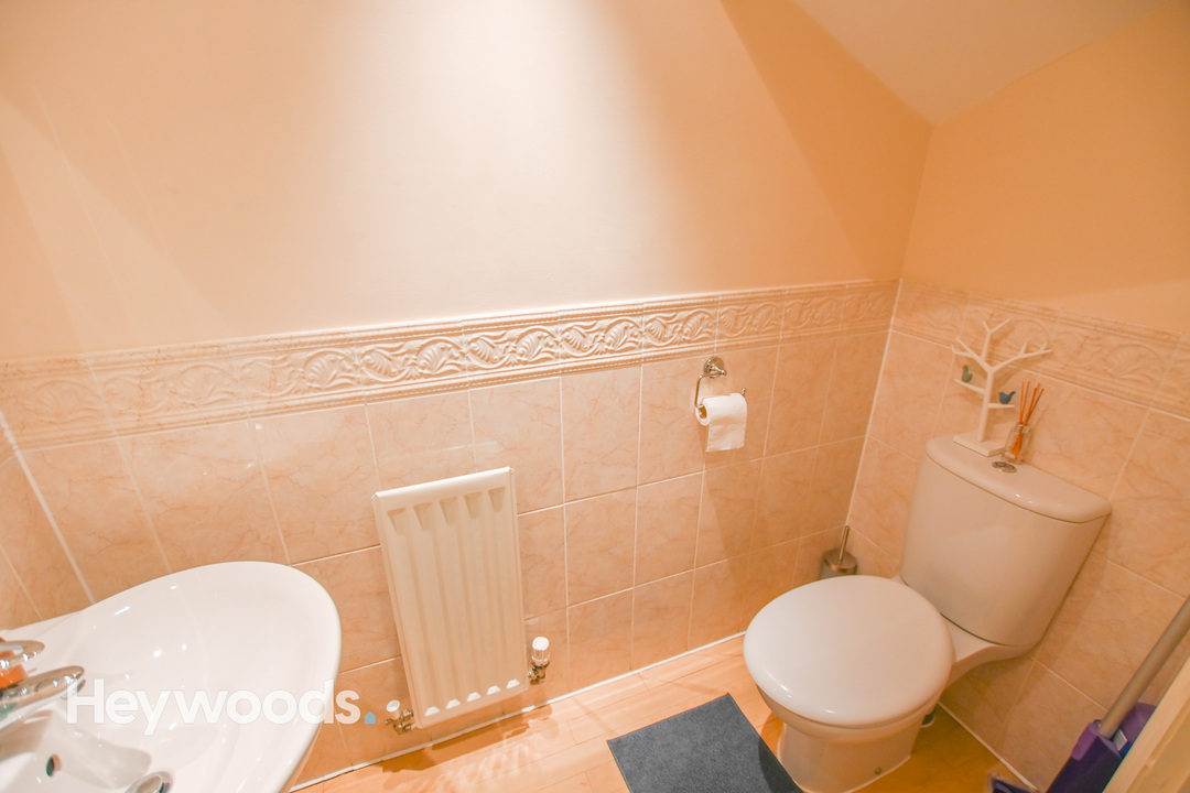 3 bed town house to rent in Trentham Lakes, Stoke-on-Trent  - Property Image 9