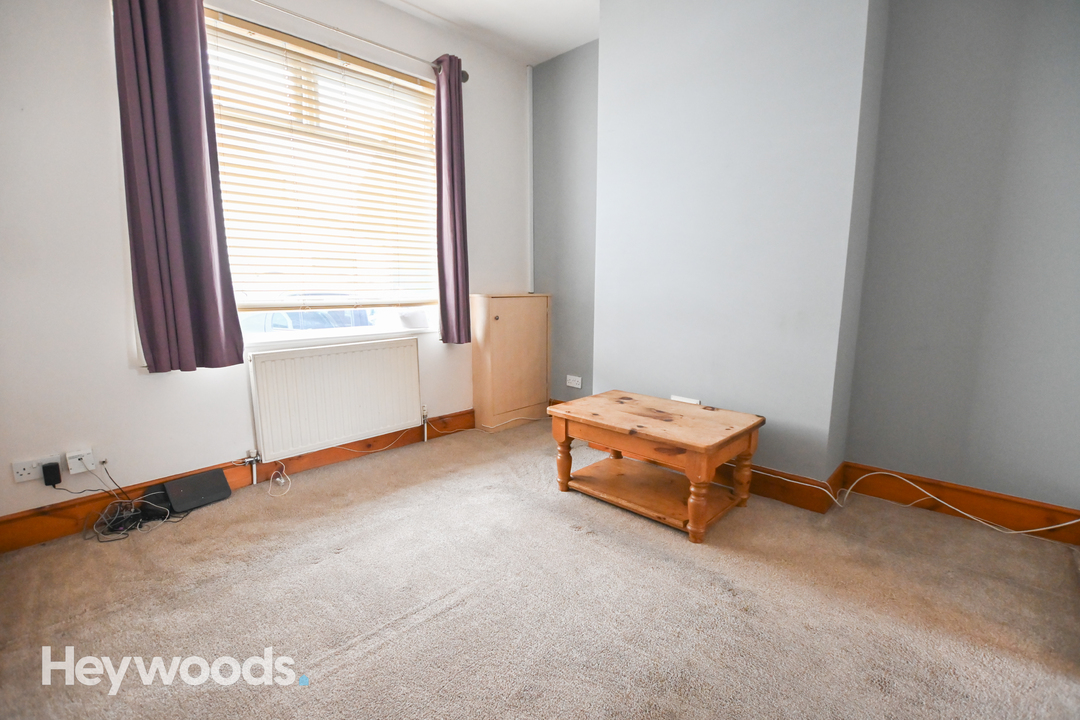 2 bed end of terrace house for sale in Penkhull, Stoke-on-Trent  - Property Image 3