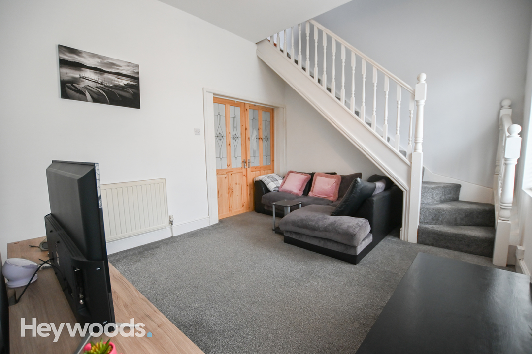 2 bed end of terrace house for sale in Penkhull, Stoke-on-Trent  - Property Image 12