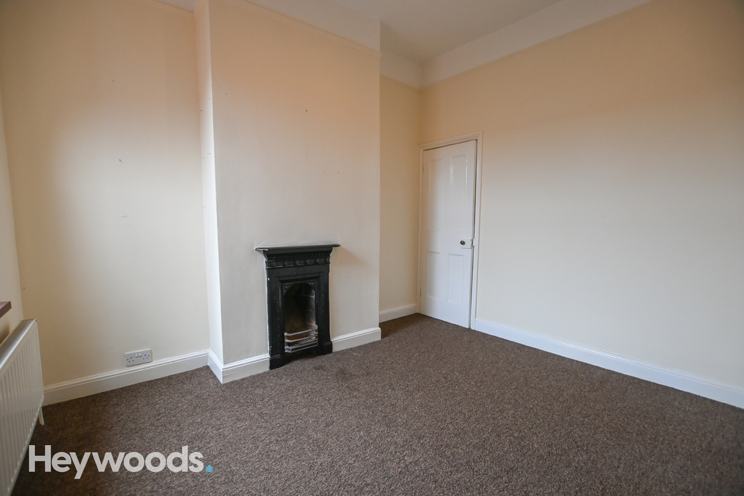 2 bed terraced house for sale in Hartshill, Newcastle-under-Lyme  - Property Image 8