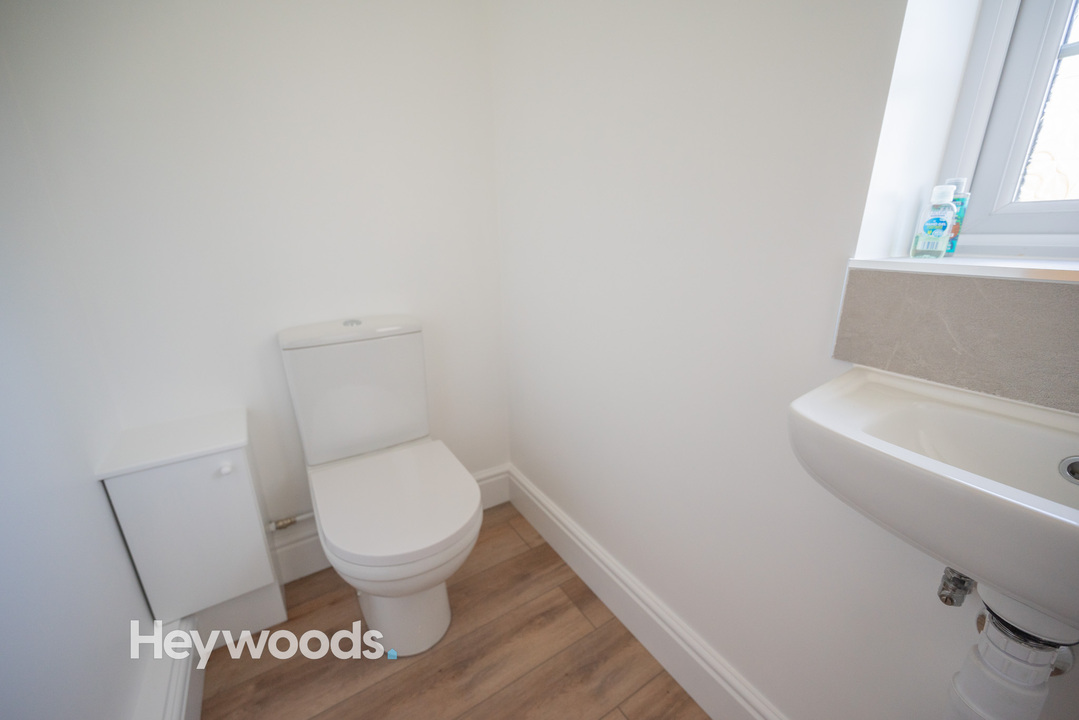 3 bed semi-detached house to rent in Whitfield Avenue, Newcastle-under-Lyme  - Property Image 15