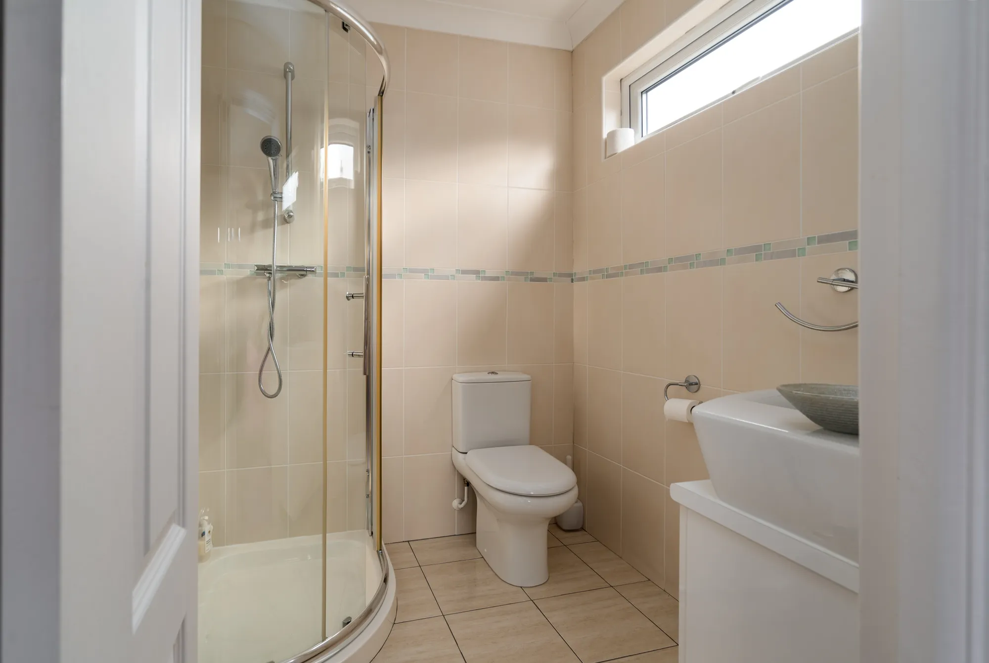 4 bed detached house for sale in Northdown Road, Caterham  - Property Image 23