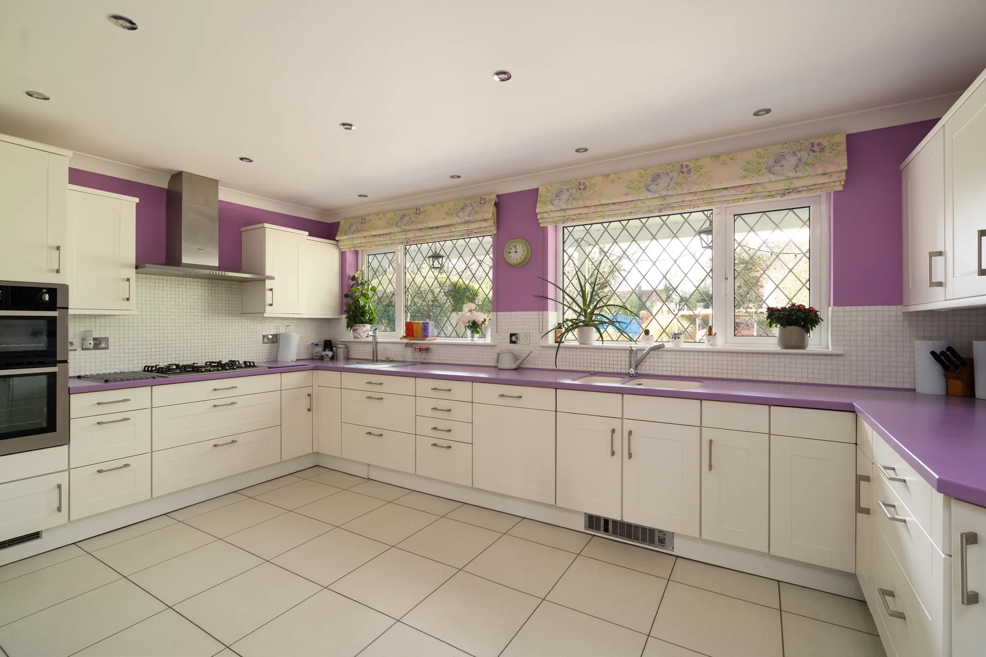 4 bed detached house for sale in Northdown Road, Caterham  - Property Image 4