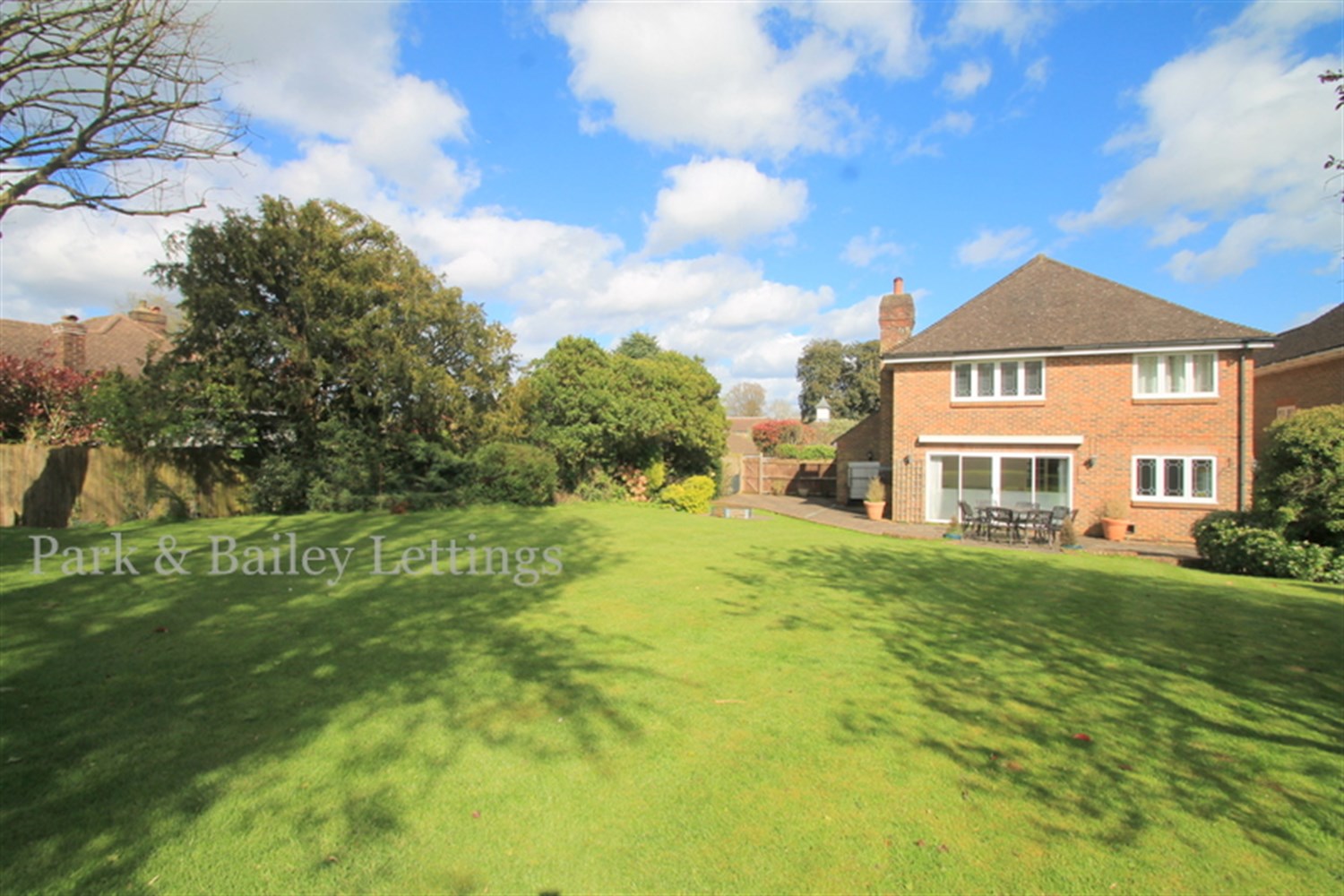 4 bed to rent in Mayes Close, Warlingham  - Property Image 2