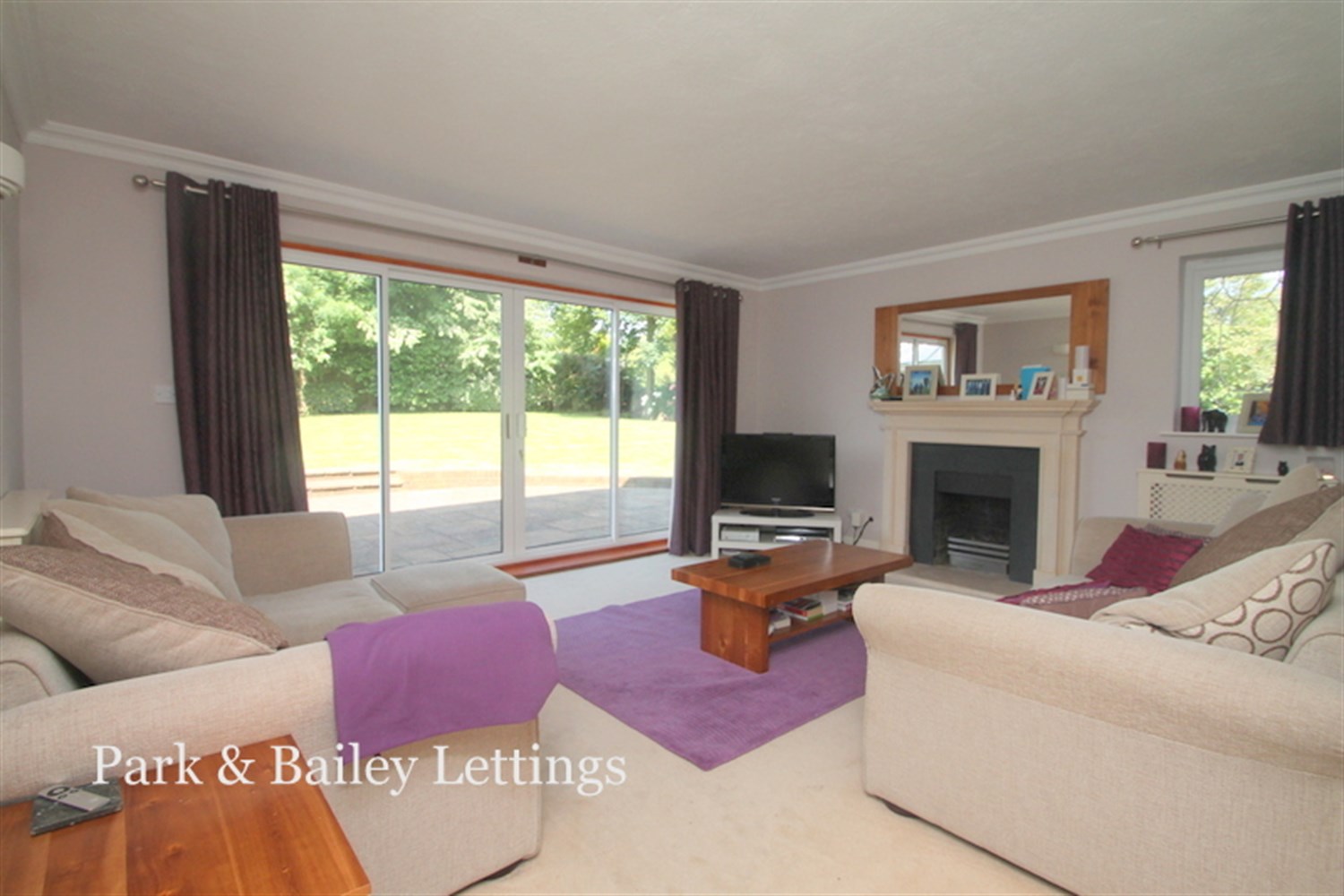 4 bed to rent in Mayes Close, Warlingham  - Property Image 8