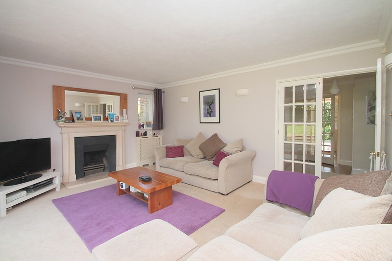 4 bed to rent in Mayes Close, Warlingham  - Property Image 9