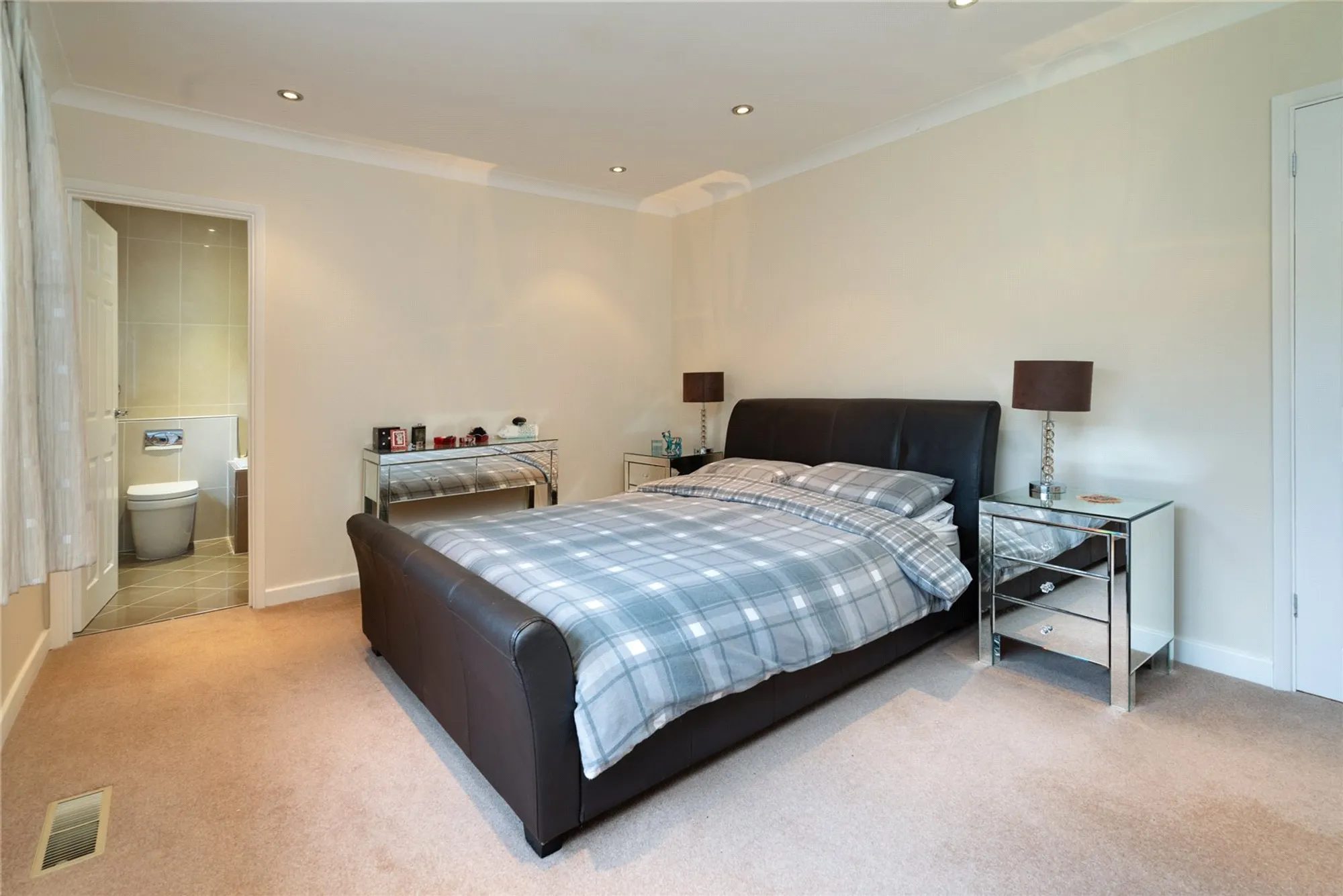 4 bed detached house for sale in Slines Oak Road, Caterham  - Property Image 12
