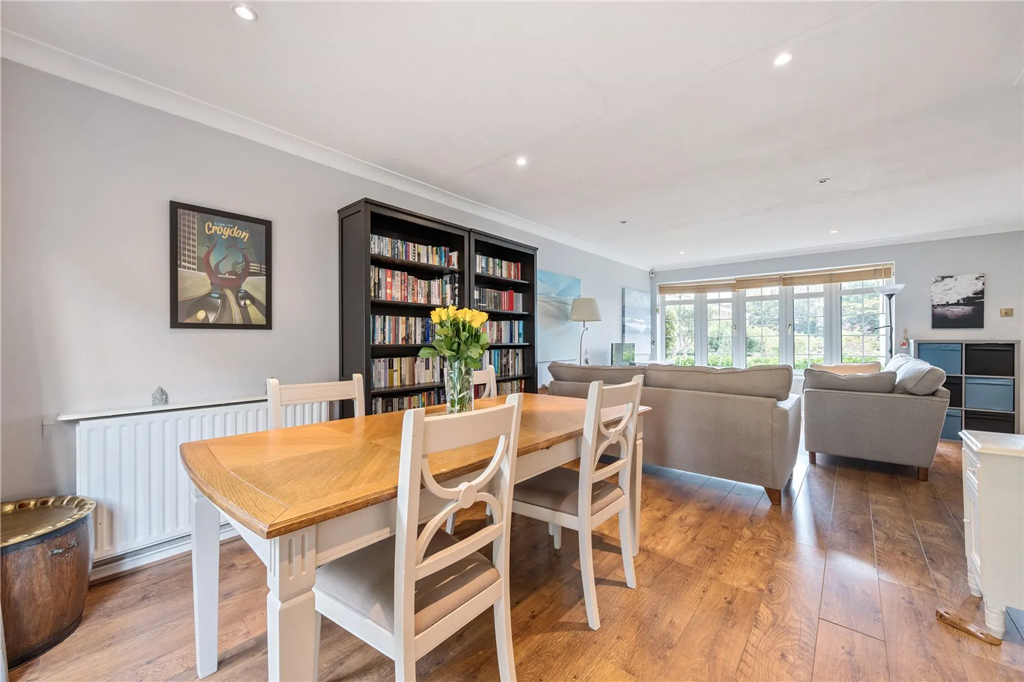3 bed terraced house for sale in Hayes Lane, Kenley 2