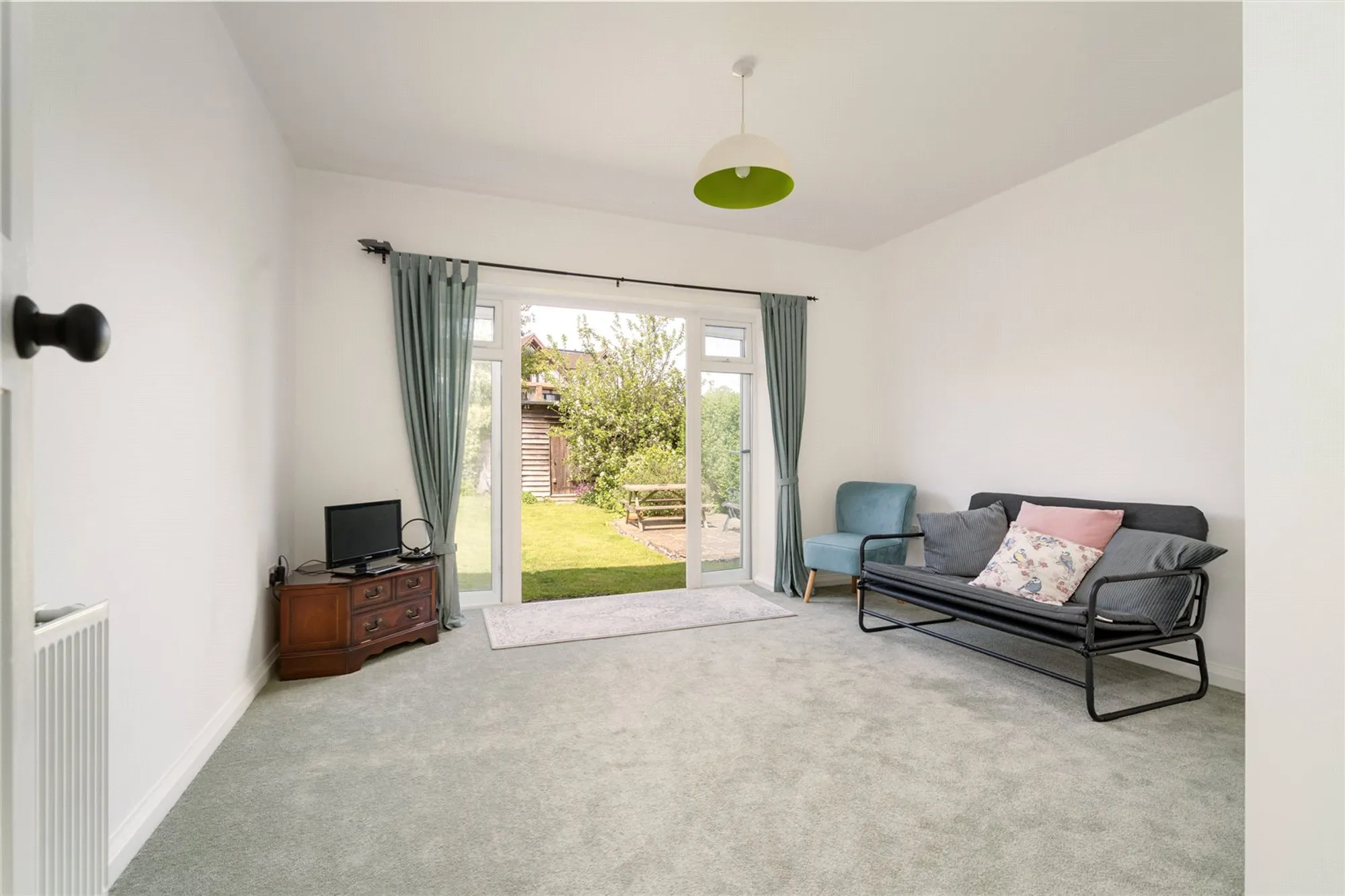 4 bed semi-detached house for sale in Slines Oak Road, Caterham  - Property Image 9