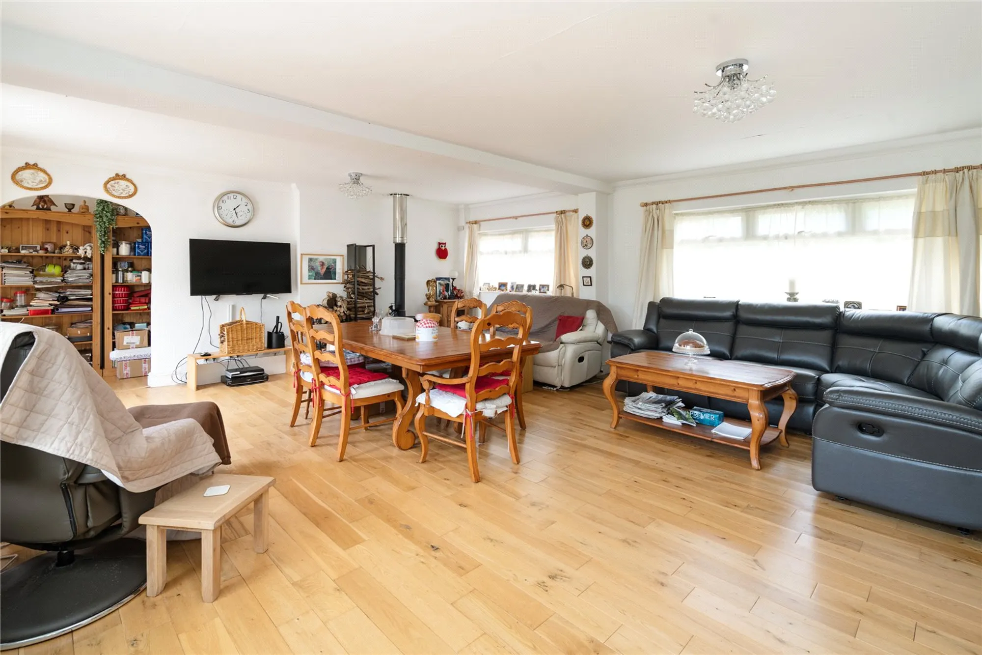 3 bed detached bungalow for sale in Station Road, Caterham  - Property Image 17