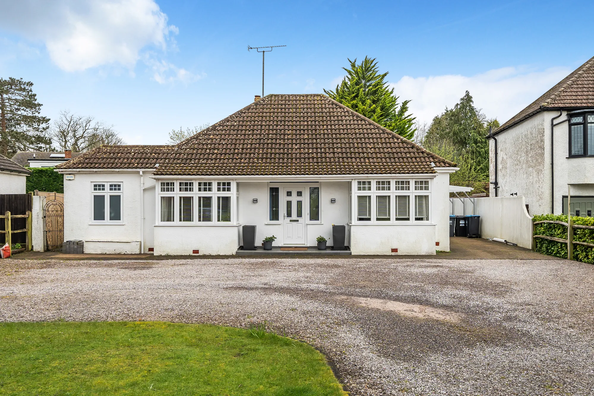 3 bed detached bungalow for sale in Whyteleafe Road, Caterham 1