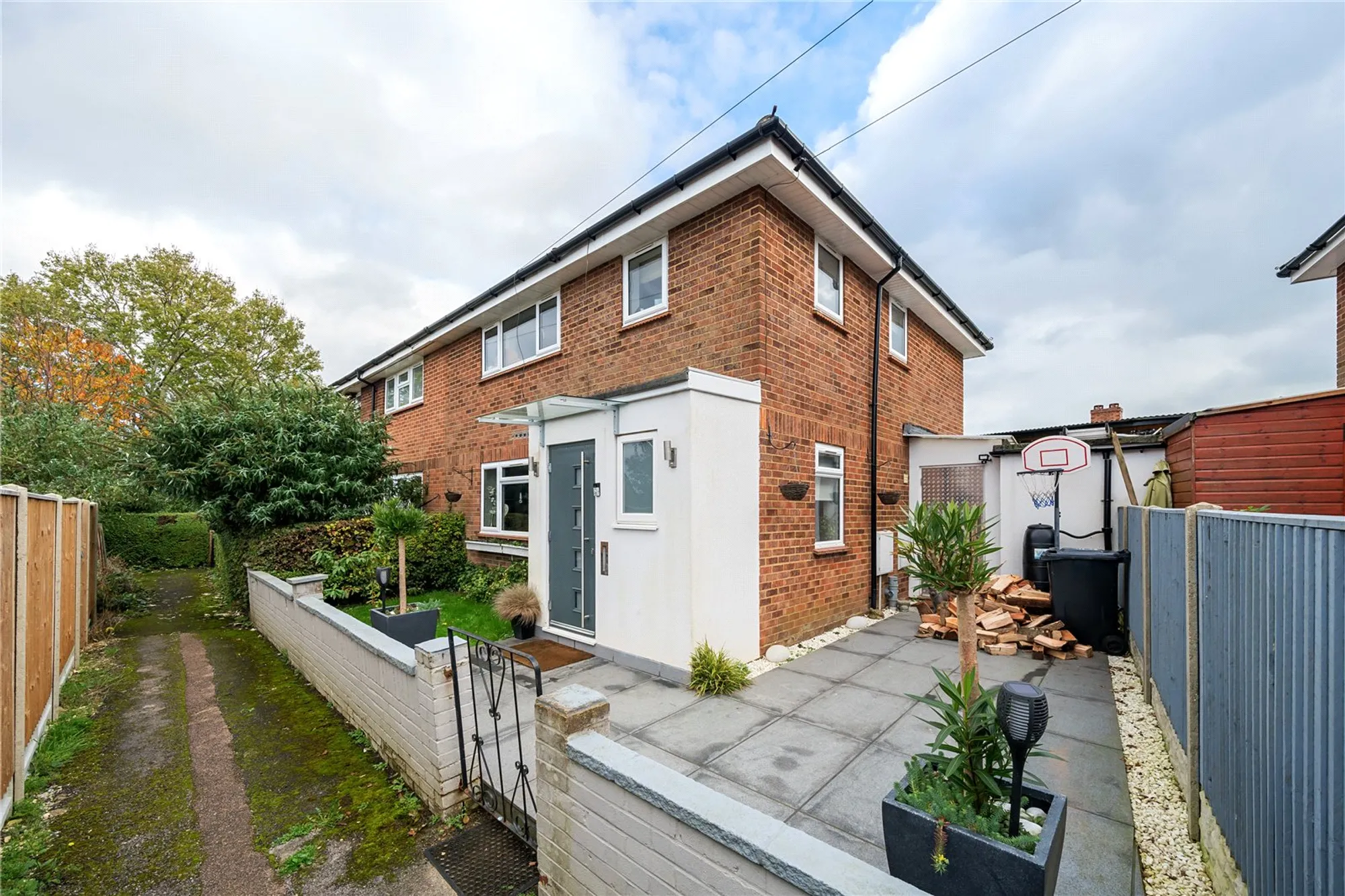 3 bed semi-detached house for sale in Abbotts Walk, Caterham  - Property Image 1