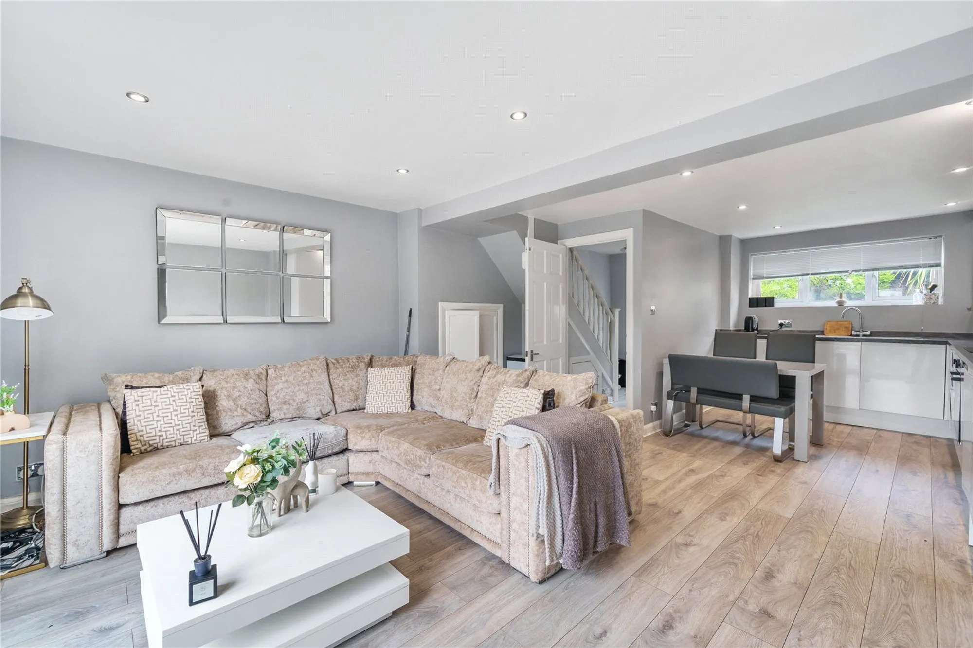 3 bed terraced house for sale in Campbell Road, Caterham  - Property Image 2
