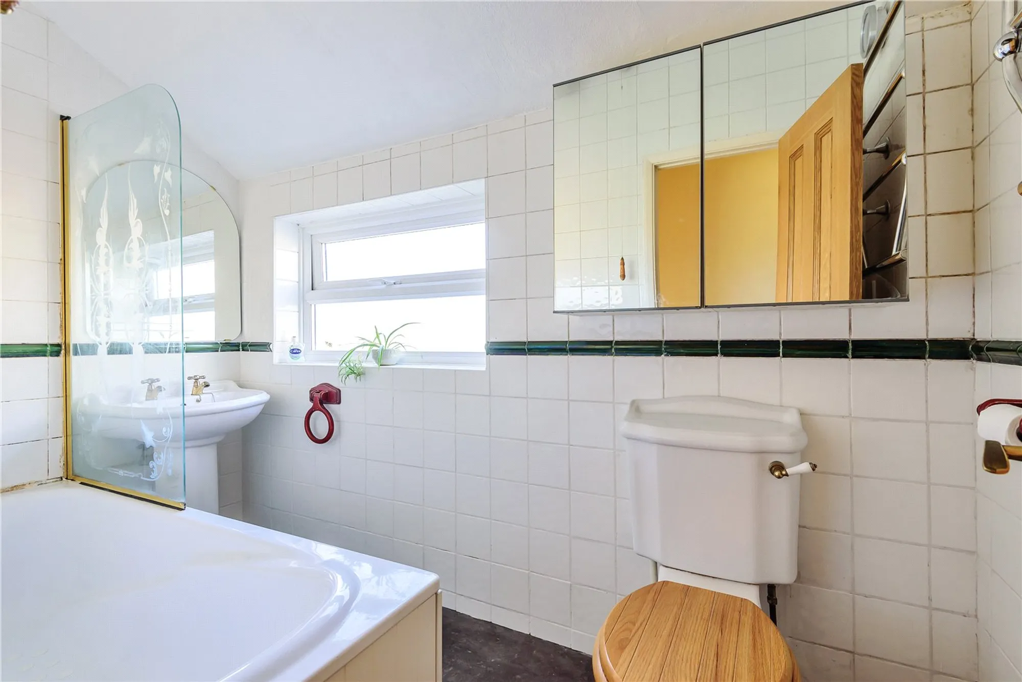 3 bed semi-detached house for sale in Addison Road, Caterham  - Property Image 10