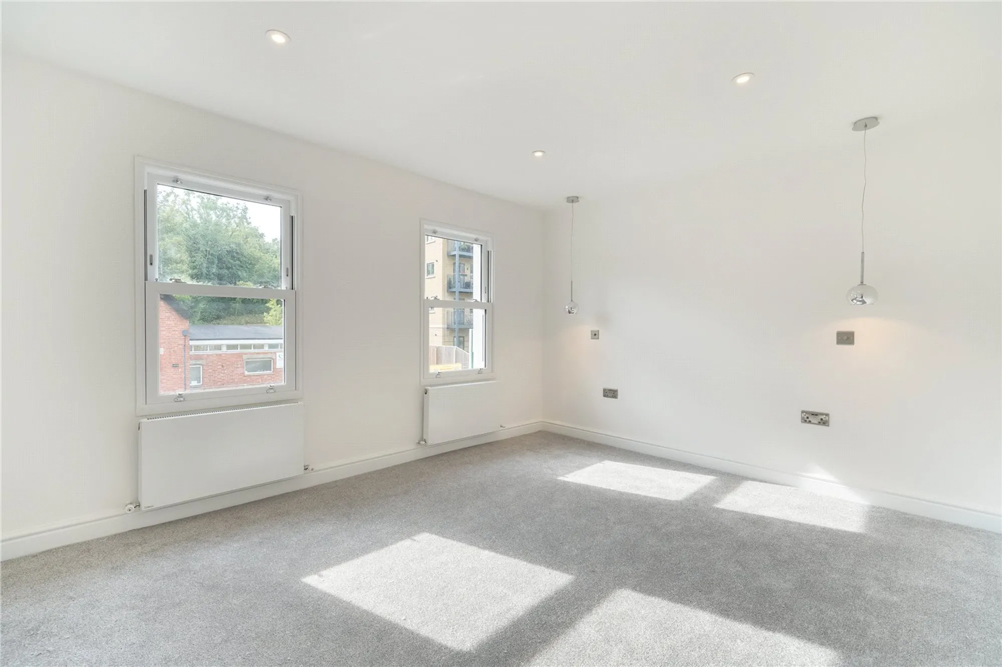 2 bed semi-detached house for sale in Godstone Road, Caterham  - Property Image 7