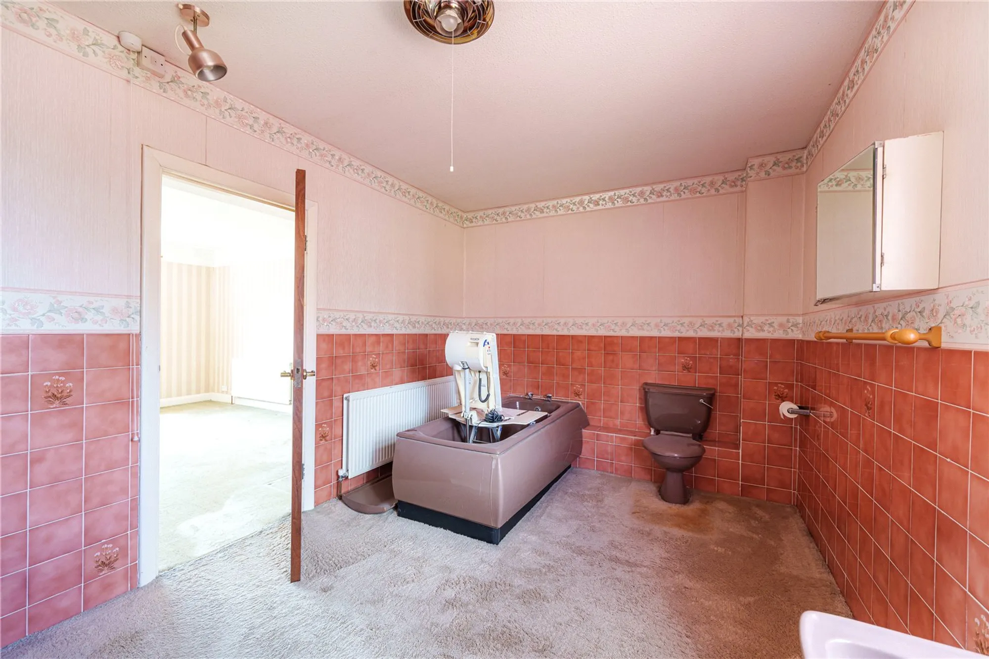 4 bed detached house for sale in Essendene Road, Caterham  - Property Image 14
