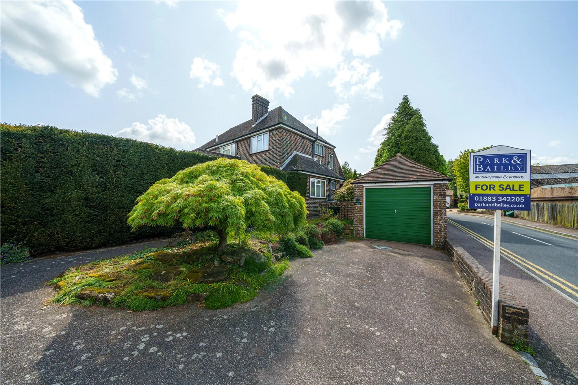 4 bed detached house for sale in Essendene Road, Caterham  - Property Image 1
