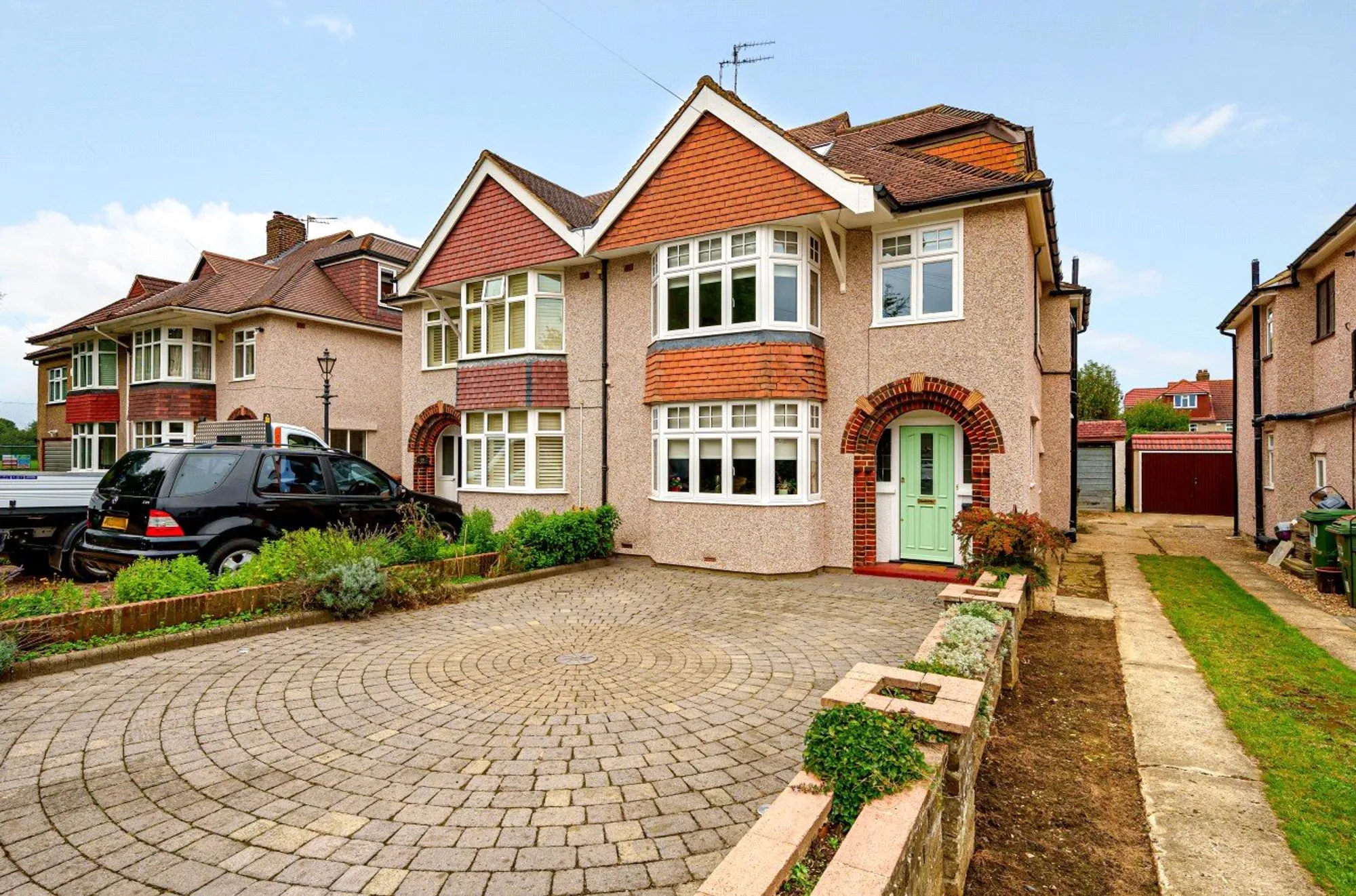4 bed semi-detached house for sale in The Mount, Coulsdon  - Property Image 1