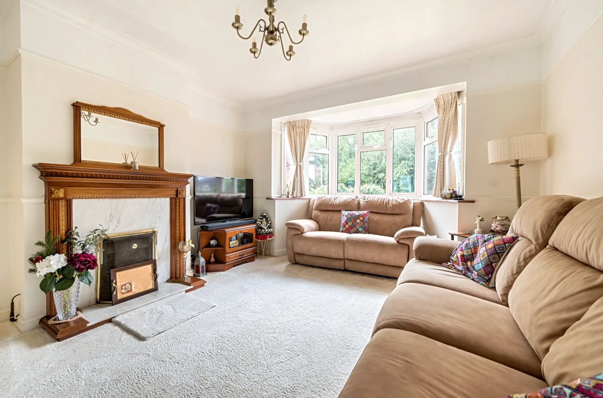3 bed semi-detached house for sale in Rickman Hill, Coulsdon 1