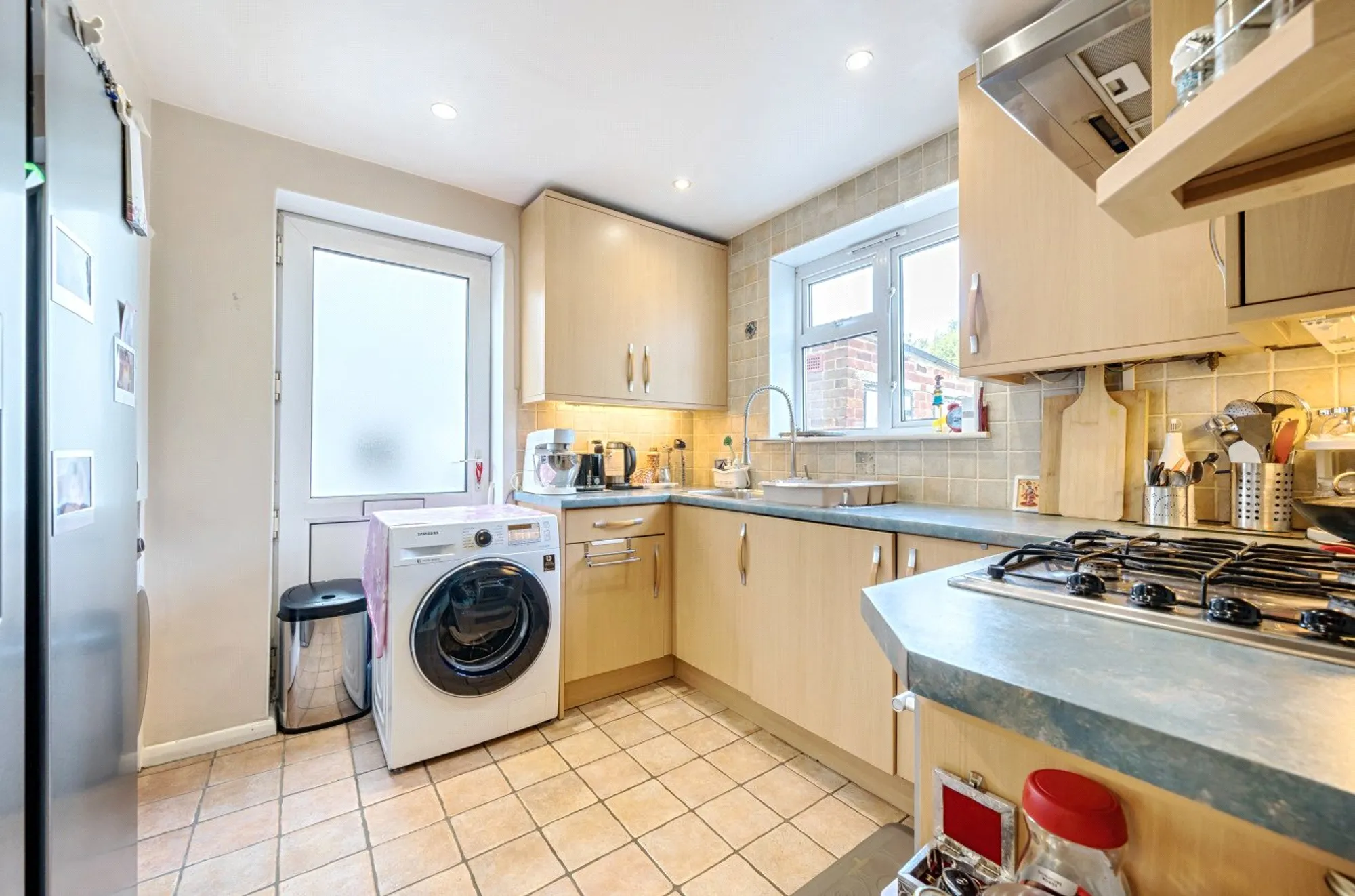 3 bed semi-detached house for sale in Rickman Hill, Coulsdon  - Property Image 6