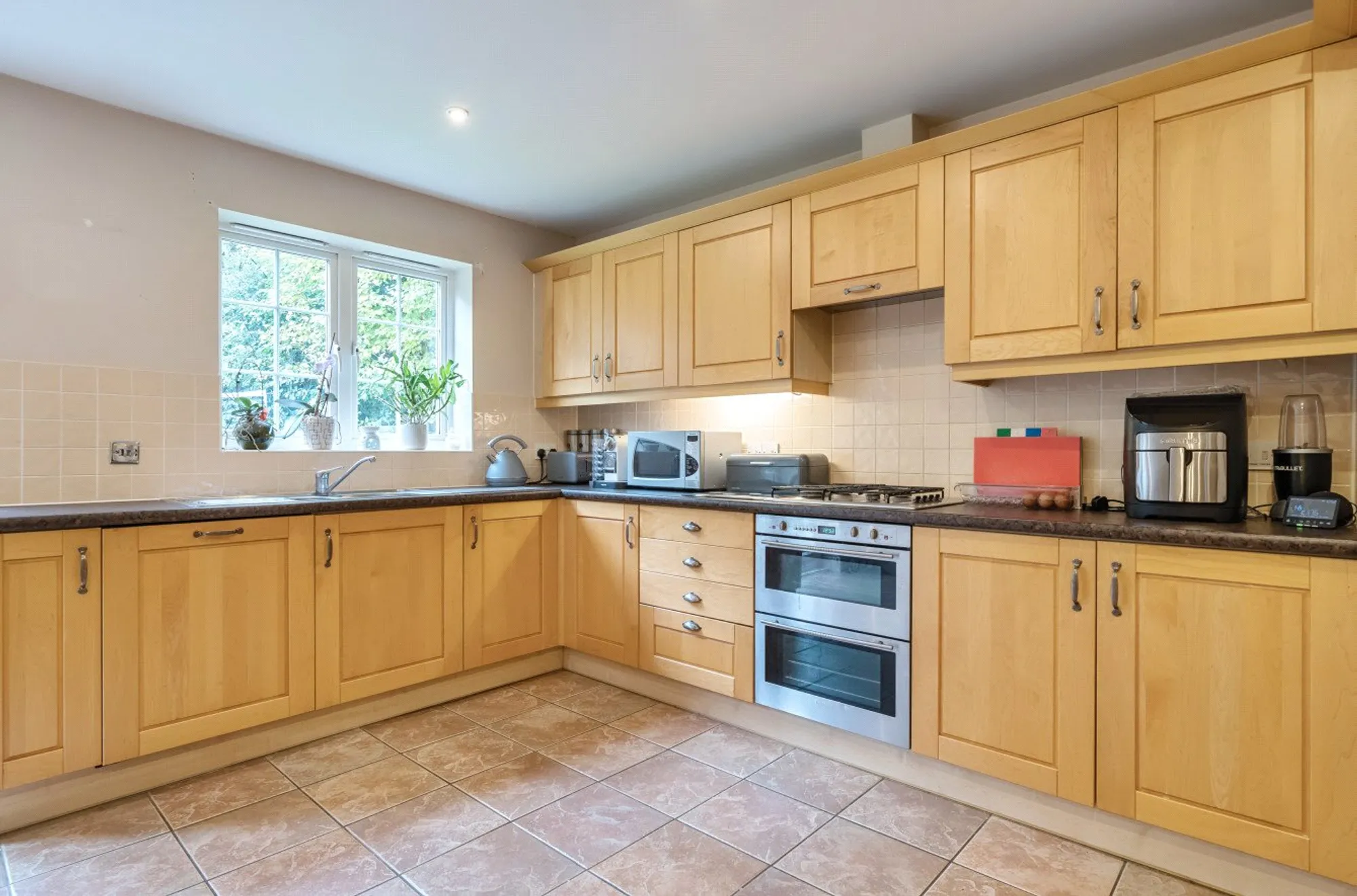 4 bed detached house for sale in Blue Leaves Avenue, Coulsdon  - Property Image 4