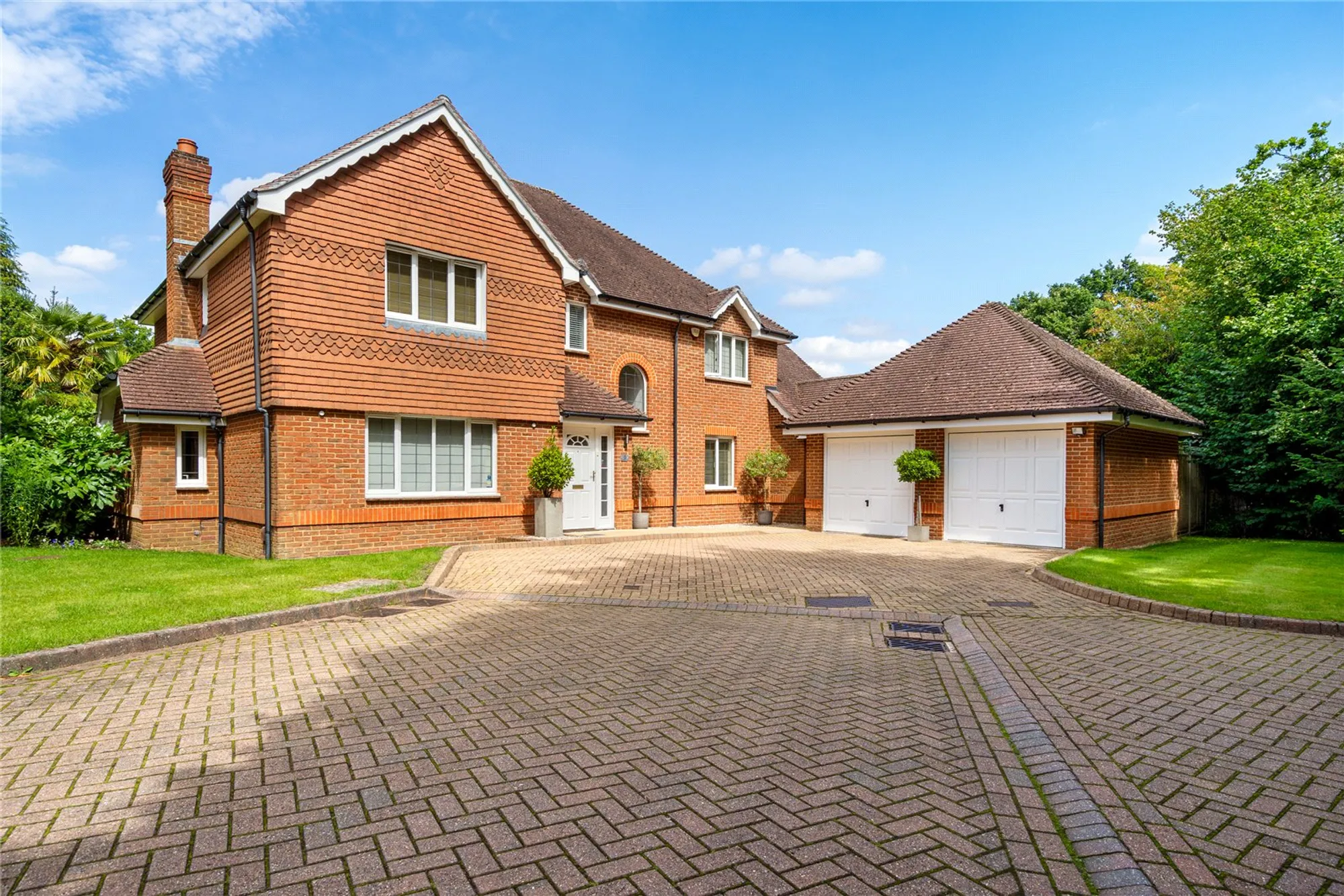 5 bed detached house for sale in Densham Drive, Purley - Property Image 1