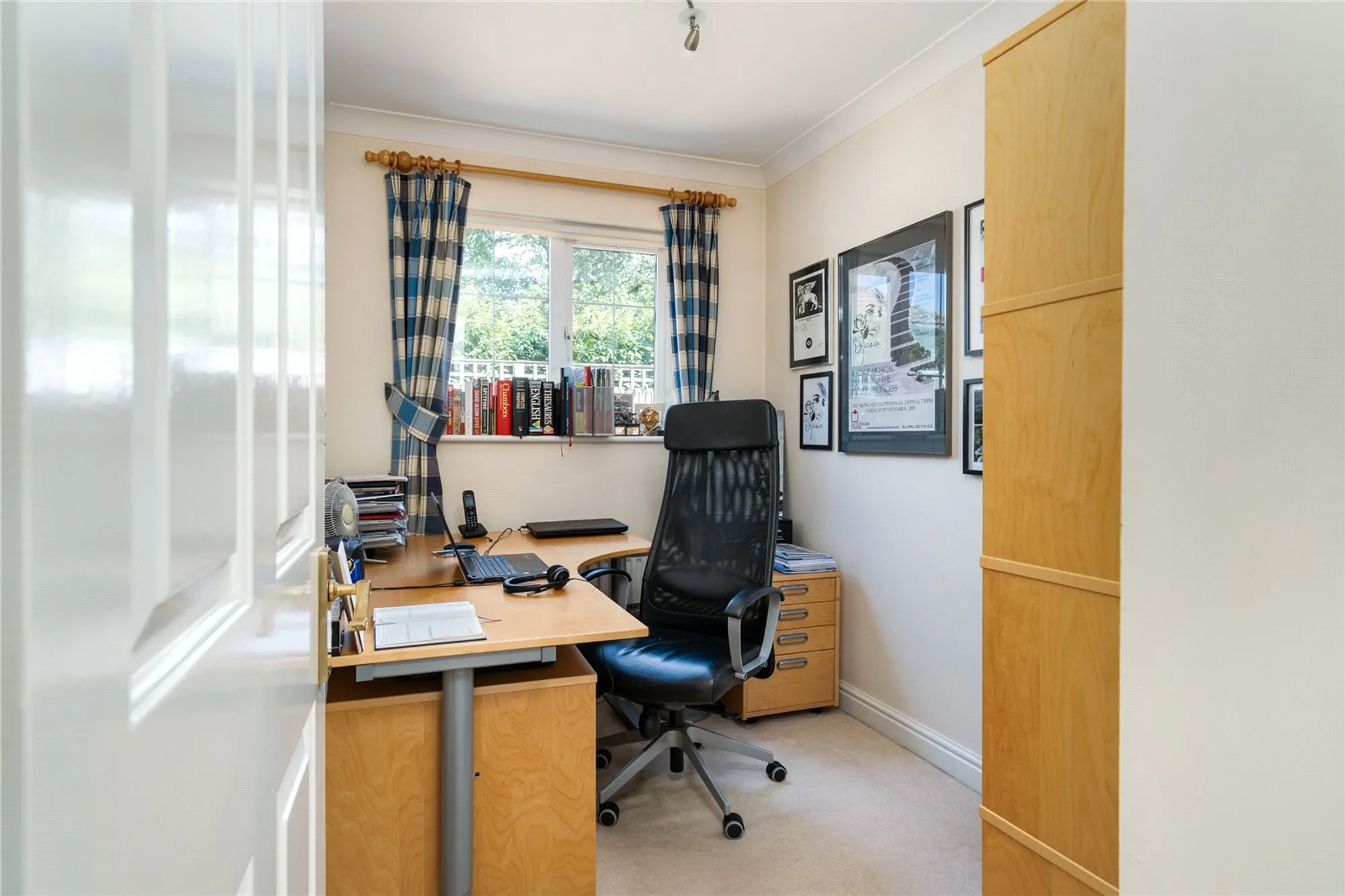 5 bed detached house for sale in Densham Drive, Purley  - Property Image 14