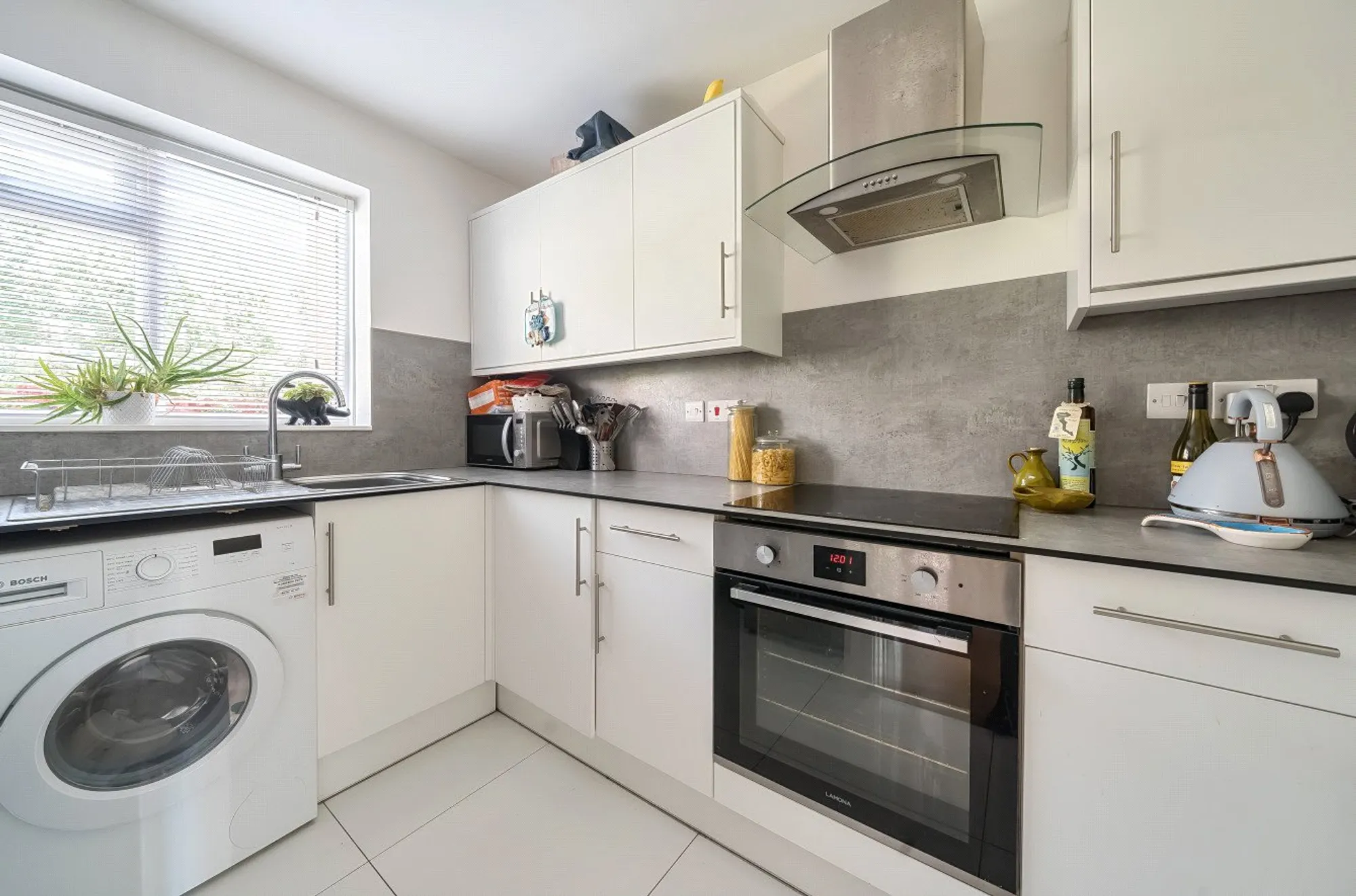 2 bed end of terrace house for sale in Aveling Close, Purley  - Property Image 5