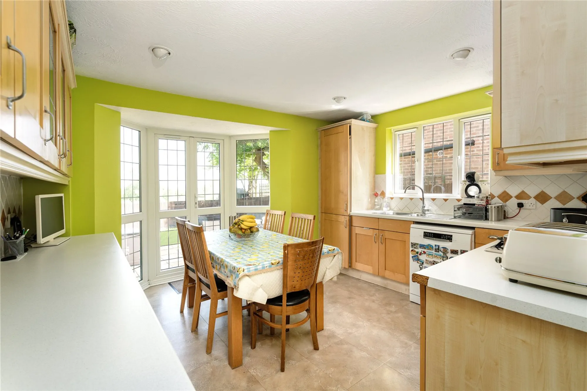 4 bed detached house for sale in Hilldeane Road, Purley  - Property Image 5