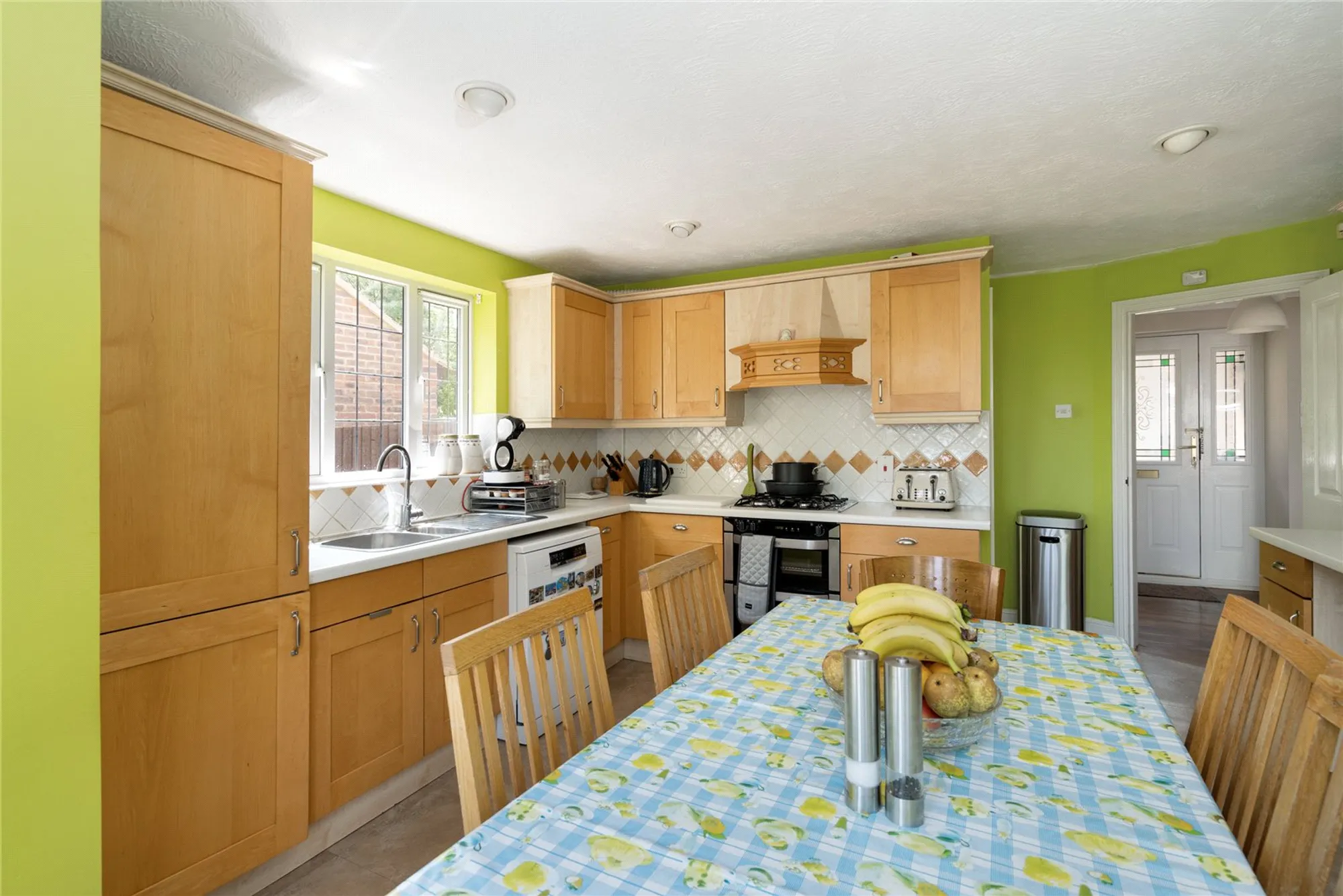 4 bed detached house for sale in Hilldeane Road, Purley  - Property Image 6