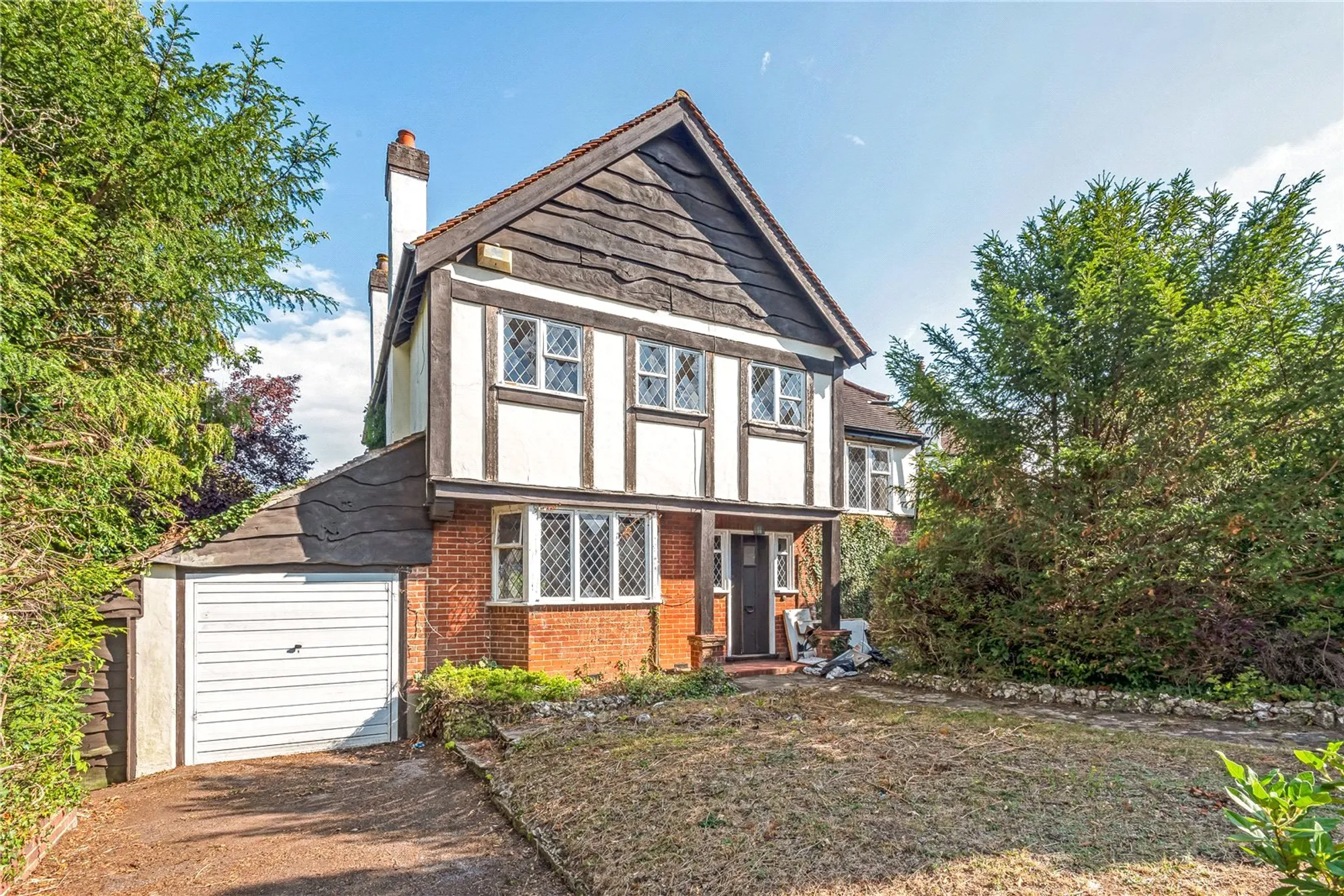 4 bed detached house for sale in Hartley Way, Purley - Property Image 1
